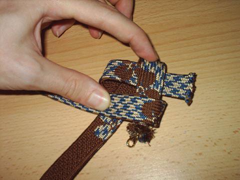 Tying flat haori himo