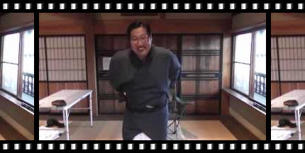 youtube thumbnail of How to go to the toilet in kimono